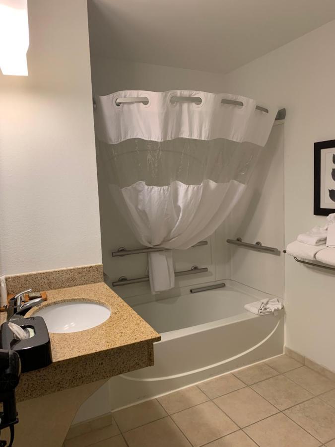 Country Inn & Suites By Radisson, Madison West, Wi Middleton Eksteriør billede